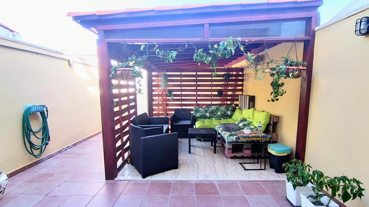 Casa La Sonrisa Shared House Hotel El Médano Kültér fotó