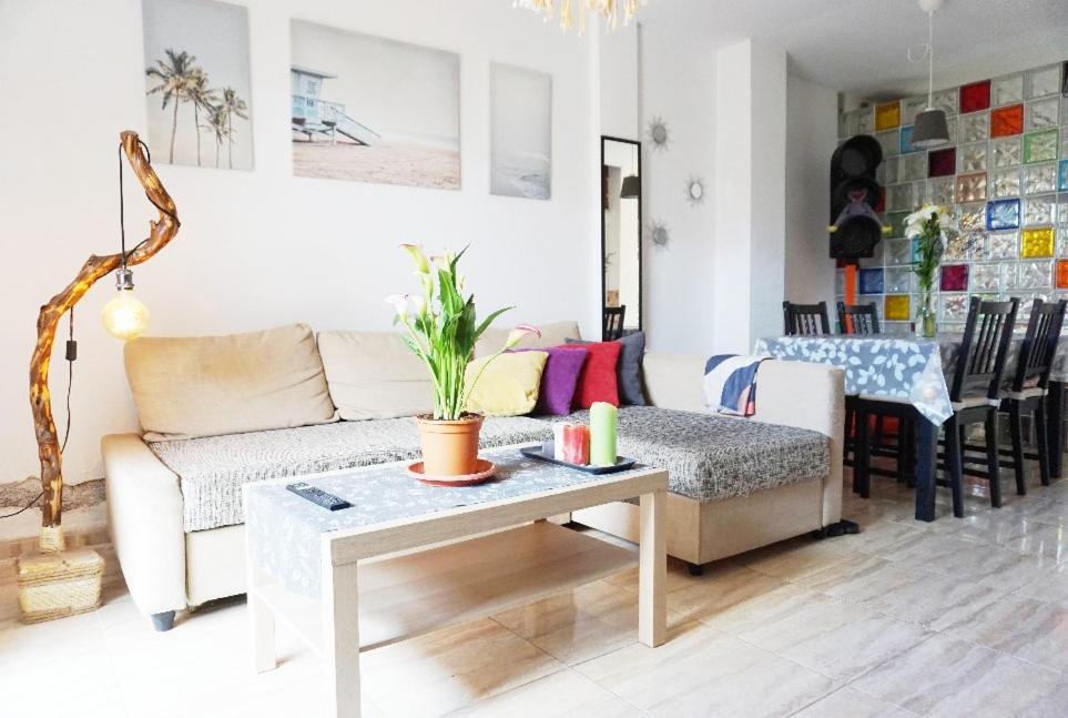 Casa La Sonrisa Shared House Hotel El Médano Kültér fotó